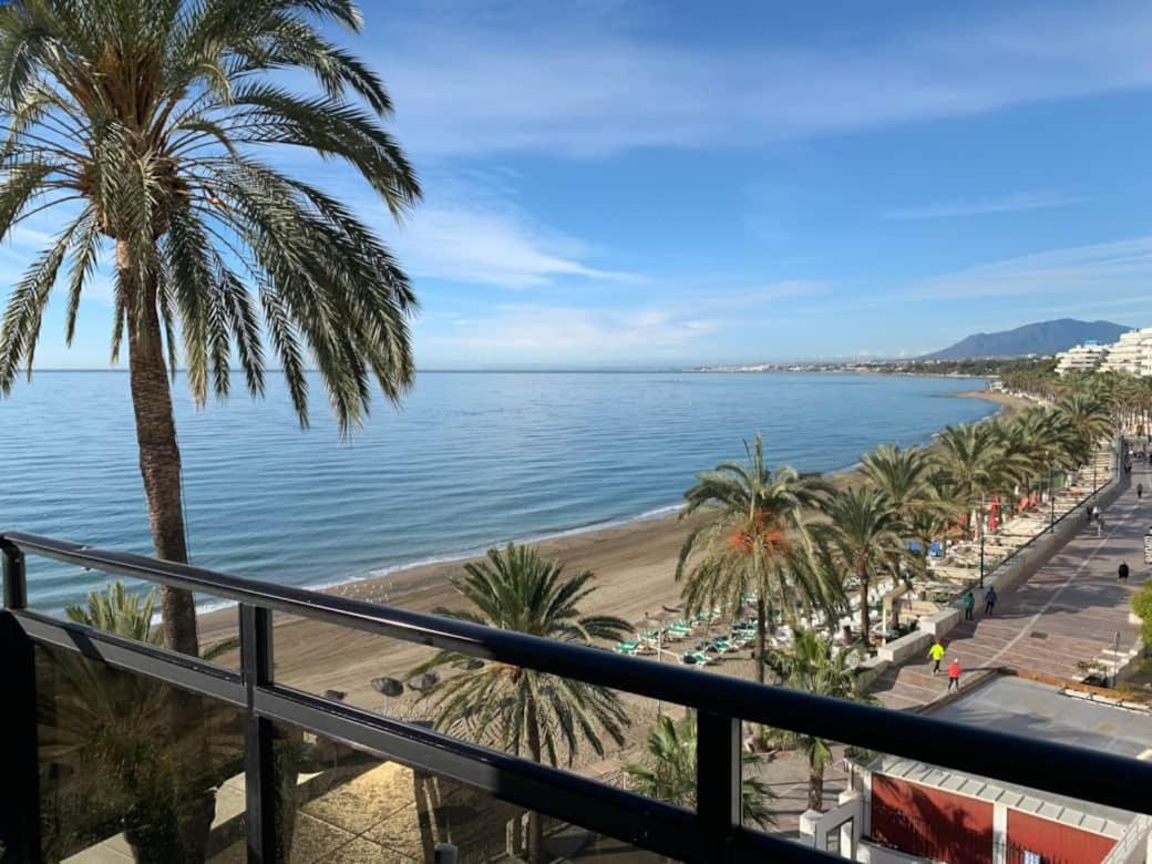 Marbella Beachfront Apartment Zewnętrze zdjęcie